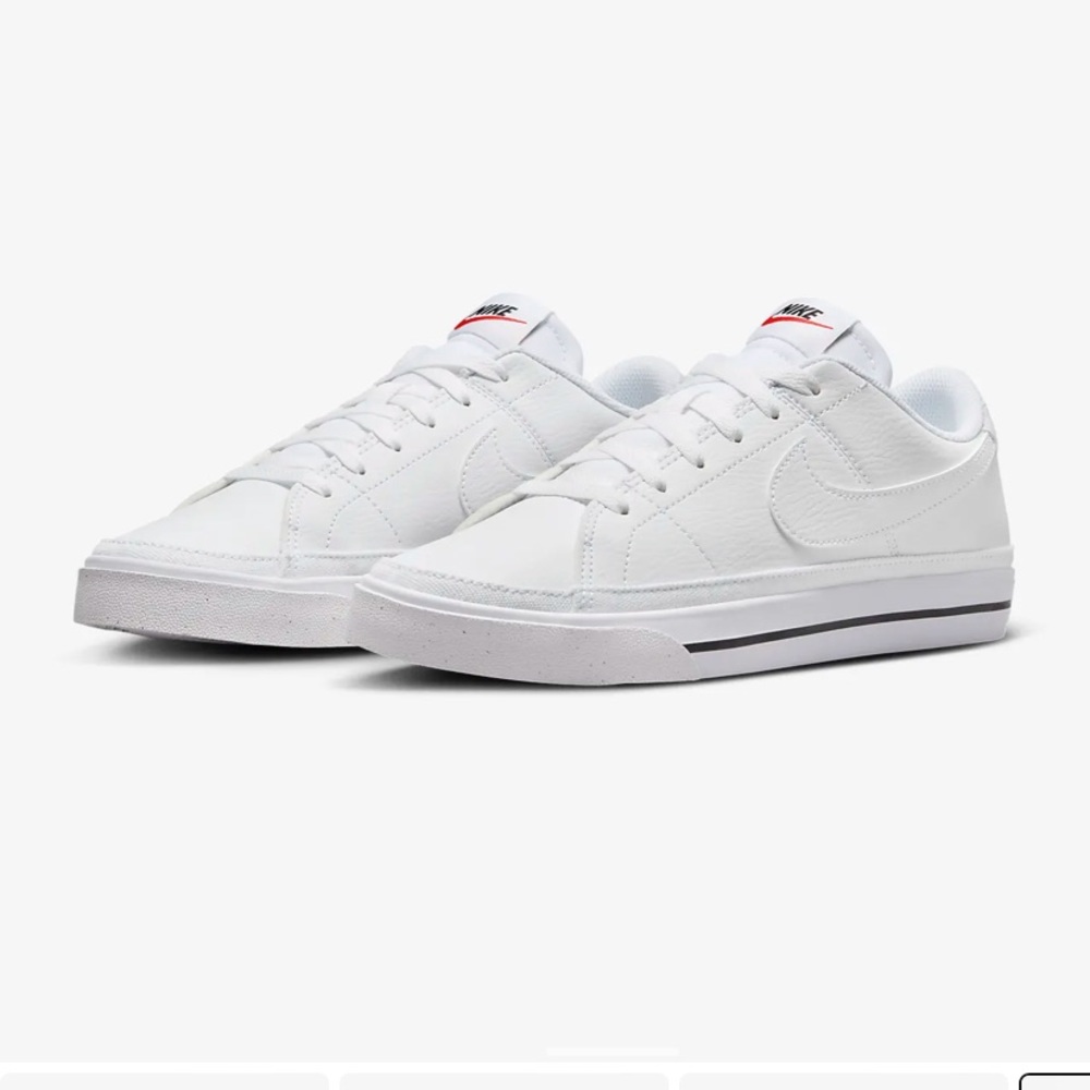 👟 Nike court sneakers